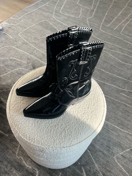 Patent western boots 