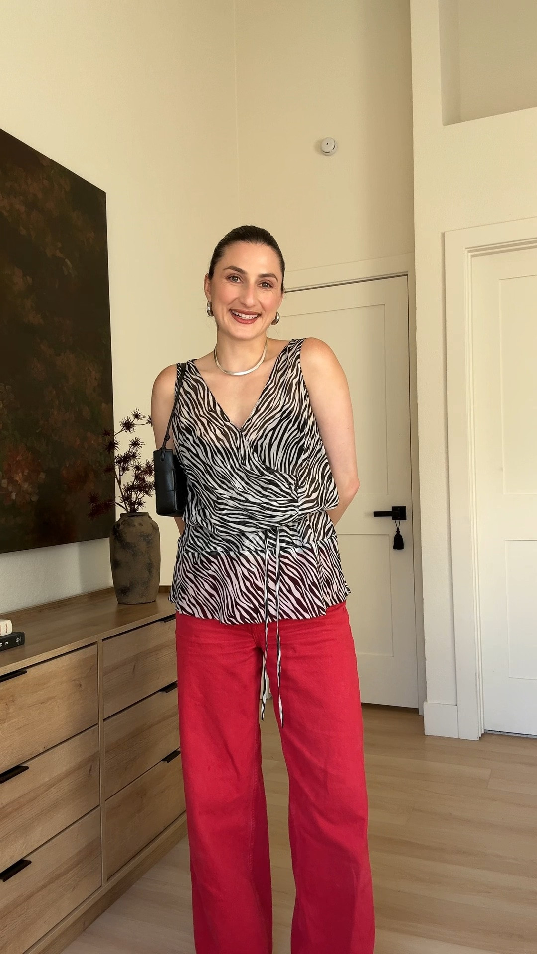 wearing my normal size in the jeans! 25R and i’m 5’5

the top and necklace are secondhand! exact bag is bottega veneta. 

#zebra #reddenim #redjeans #abercrombie #zebraprint #abercrombiejeans @abercrombie

#LTKootd #LTKgrwm