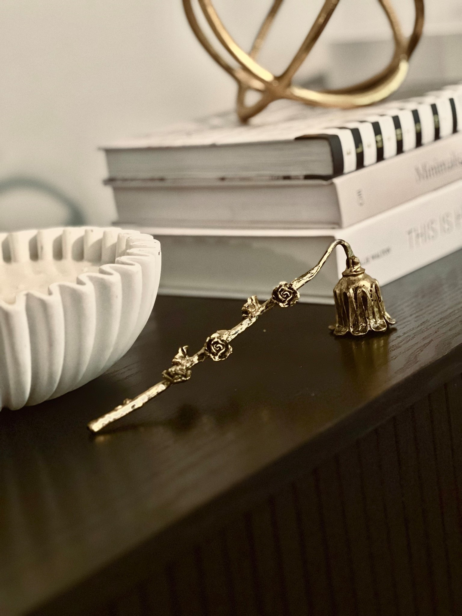 The cutest candle snuffer just landed on my console and I’m obsessed! ✨ The gold floral detail adds such a sweet, vintage touch—practical and pretty. 🕯️💛
#HomeFind #LTKHome #NeutralDecor #CandleLover #AmazonFind #ConsoleStyling #DecorDetails #ModernClassic #InteriorStyle

#LTKHome #LTKFindsUnder50 #LTKStyleTip