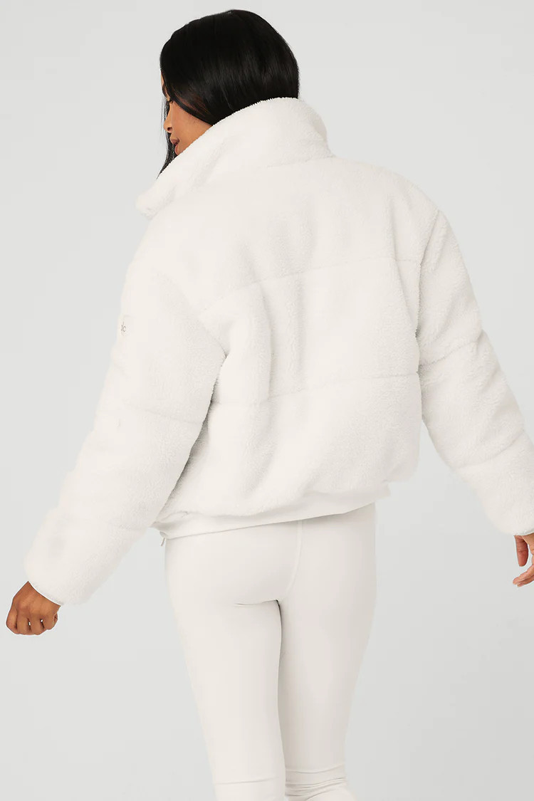 Sherpa Snow Angel Puffer | Alo Yoga (US)