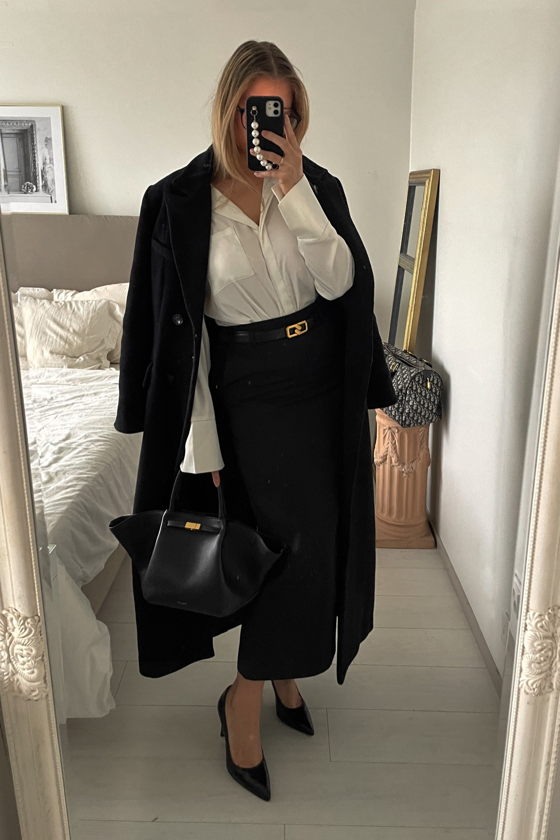 Spring fashion inspiration by Mango. 

Work wear inspired outfits. Old money inspired. Jo Malone. Tweed blazer outfit. Parisian chic. Spring inspo 

#LTKworkwear #LTKstyletip