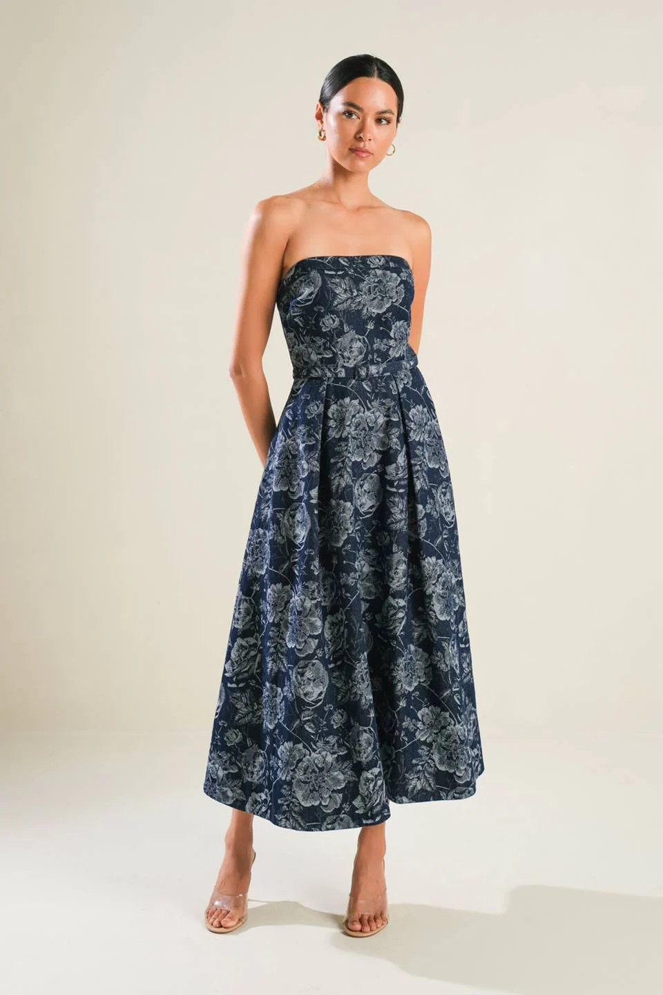 EVOLVING REFLECTIONS - JACQUARD DENIM MIDI DRESS | Lady Black Tie