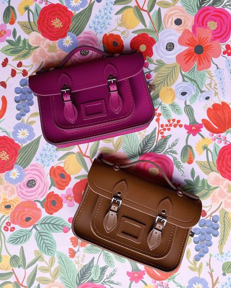 These hand-crafted satchels are beautifully made with the utmost attention to detail. The perfect size, and they come with an adjustable shoulder strap! More colors and sizes available. 💗
#cambridgesatchel #satchel #handbag #leatherbag #workbag


#LTKstyletip #LTKHoliday #LTKitbag