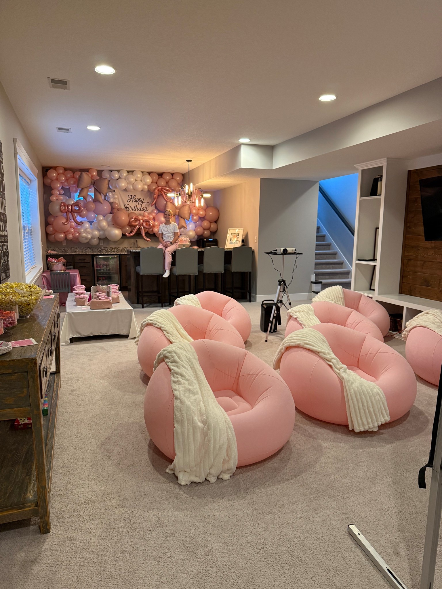 Birthday party
Tween party
Movie night
Girls party
Galentine’s party
Bow theme party 