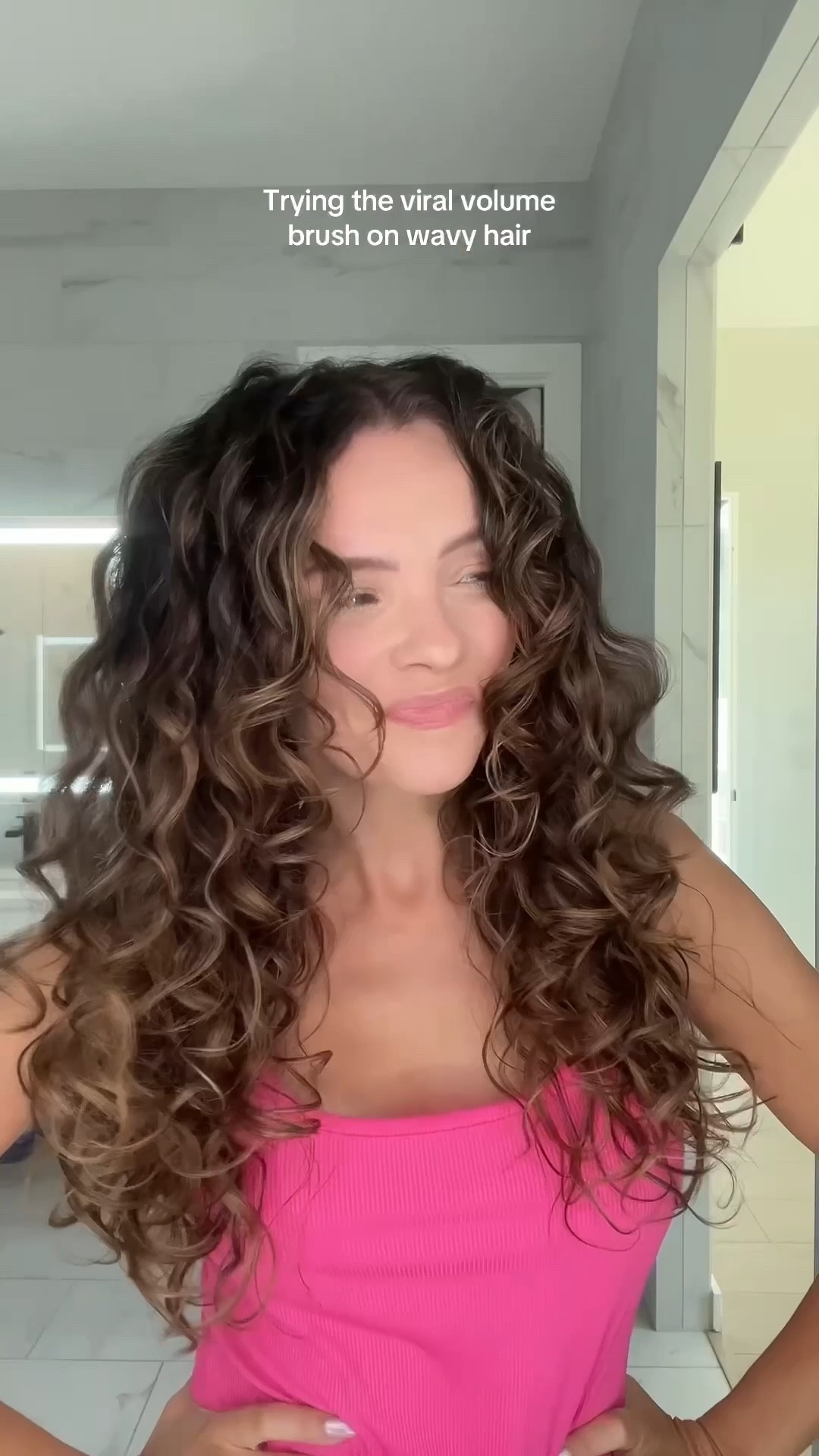 Tip: for looser textures, make sure your hair is wet but NOT soaking when styling with this brush. If it's too wet, the clumps will stick together and not remain separated. This separation is what creates the volume

For bigger clumps, check out the Bounce Curl DEFINE EdgeLift brush tagged below under “similar” products. The side grooves are further apart on the Define brush.

I’ve also tagged the bounce curl cream as an alternative to the leave-in I show here. You’ll see that I most often use the cream over the leave-in, but never both as it would be too heavy for my hair type. 