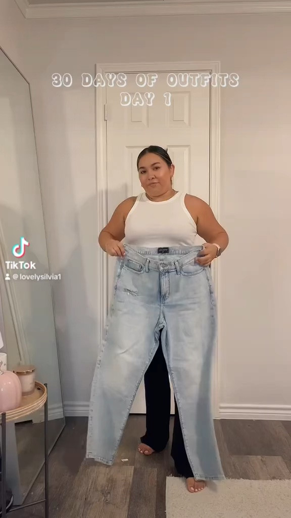 30 Days of Fall Outfits: Day 1

Fall fashion, fall outfits, fall outfit idea, fall transition outfit, black cardigan, Abercrombie jeans, white tank top, clogs, Birkenstock clogs

#LTKmidsize #LTKSeasonal #LTKfindsunder100