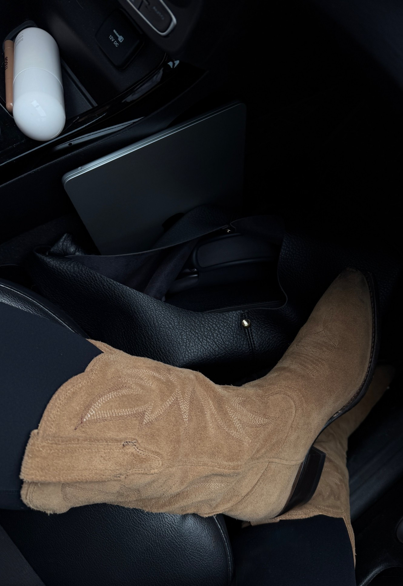 favorite boots ever!

Boots, tecovas, best boots, cowboy boots, western boots, best western boots 

#LTKSeasonal