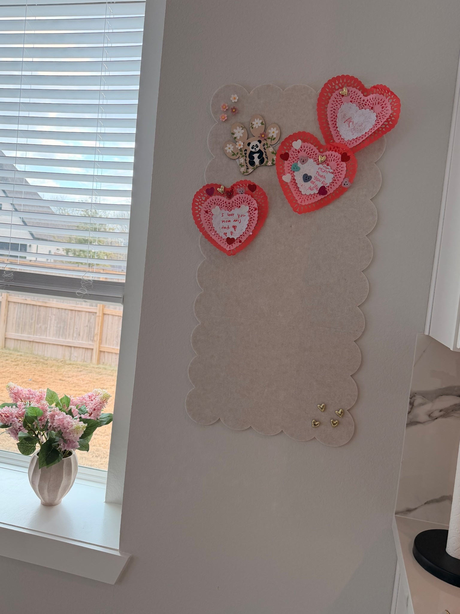 Scalloped edge pin board 😍
So pretty and comes with a sticky back for easy hanging !! 

#LTKmomlife #LTKValentine #LTKdayinmylife