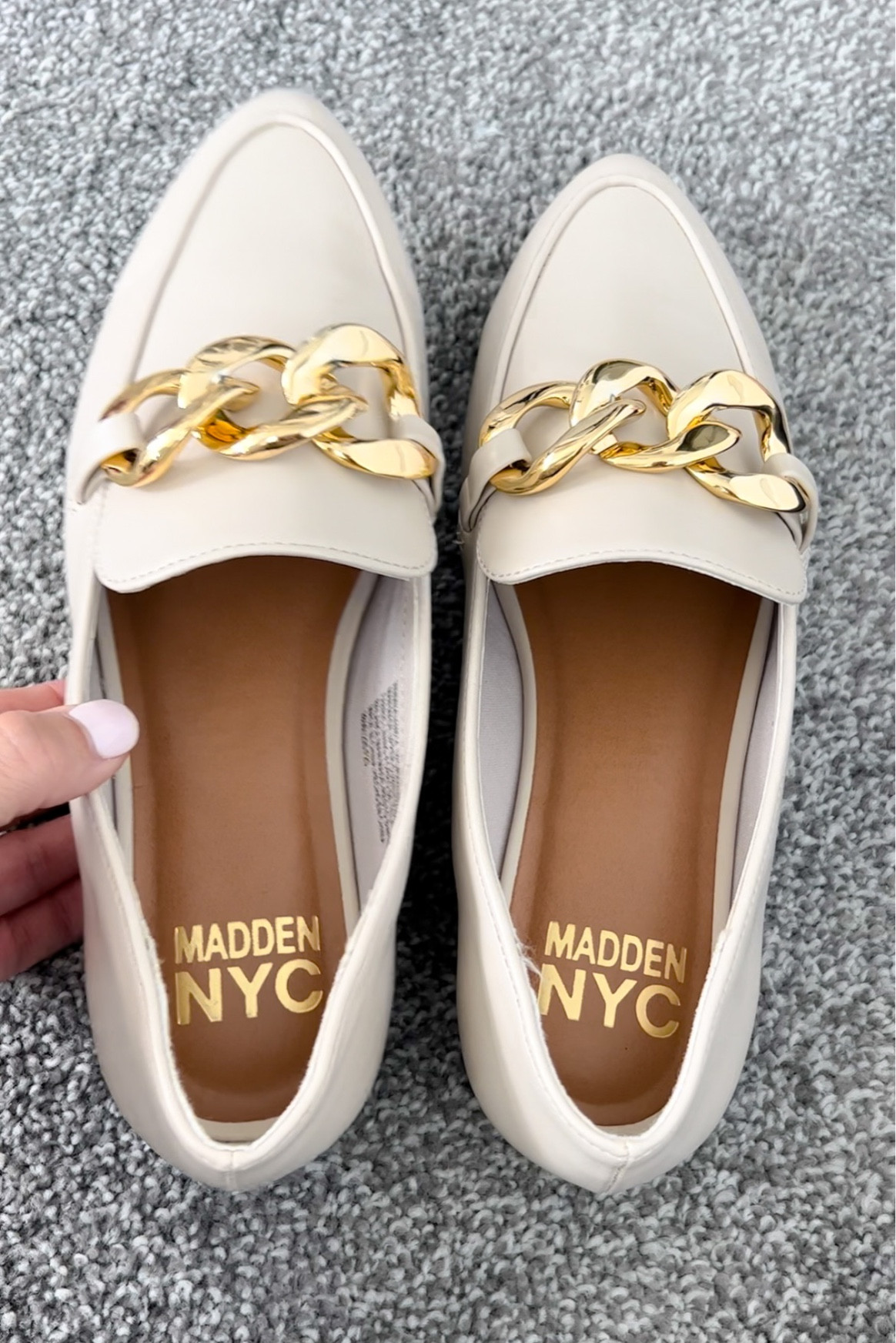 Walmart Slides

Shoes under $25, Walmart shoes, Walmart work shoes, Walmart loafers, 

#LTKshoecrush #LTKworkwear #LTKfindsunder50