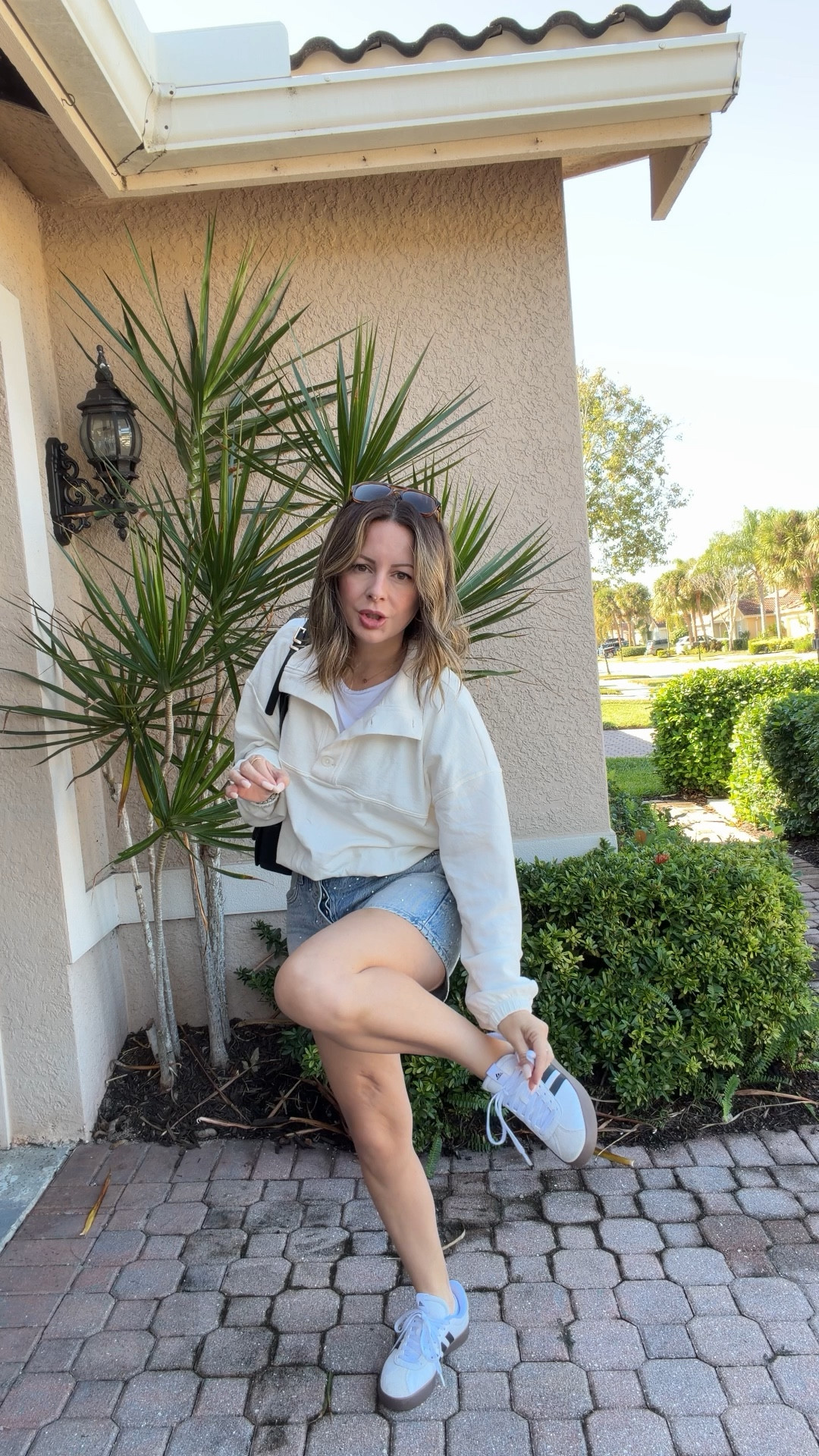 Haven’t done an outfit of the day video on soo long but serious question — what we doing with our shoe laces??? 

#LTKdayinmylife #LTKmomlife #LTKgrwm