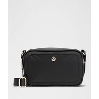 Crossbody Camera Bag 2L | Lululemon (US)