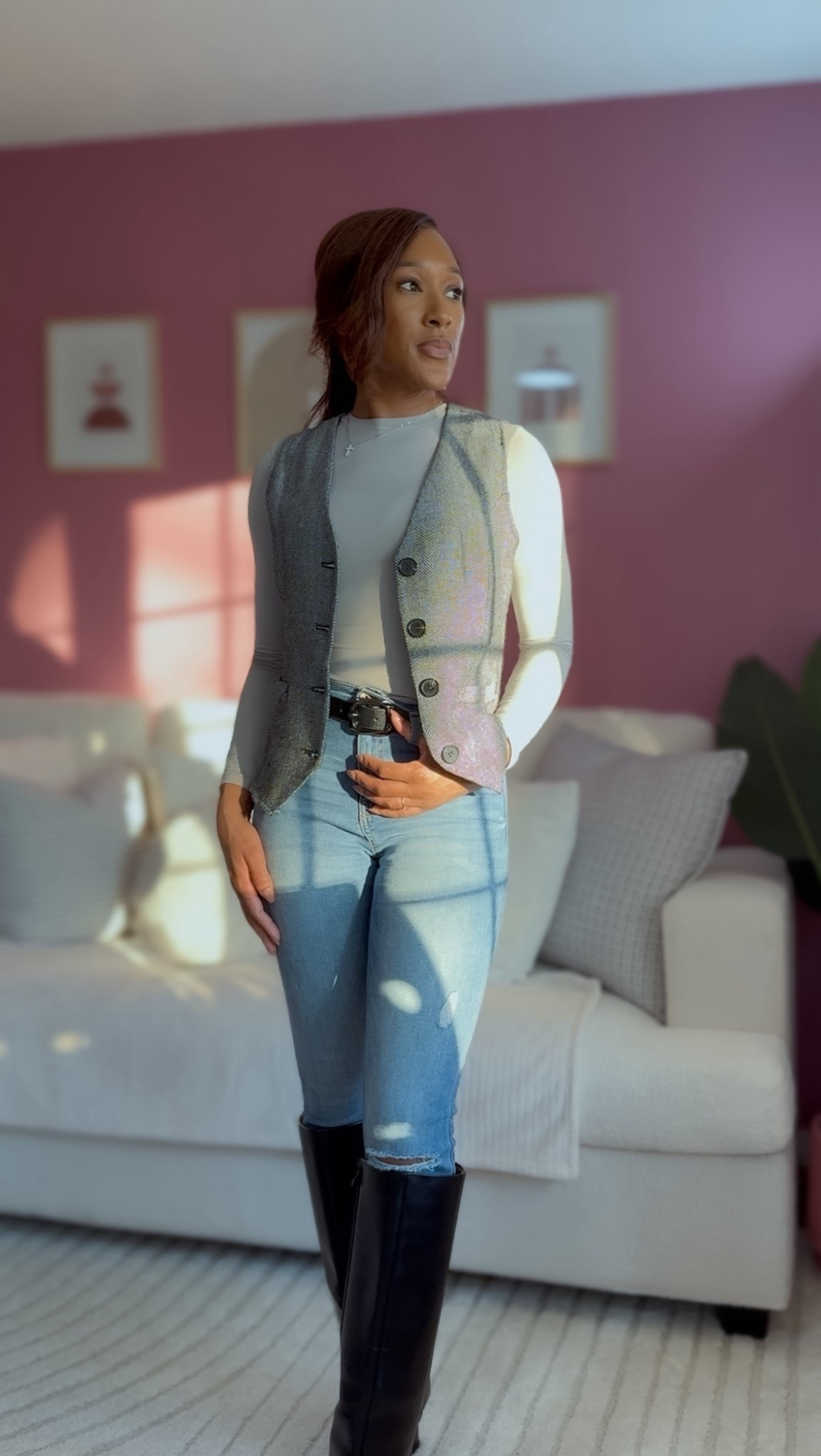 Vests are such a wardrobe essential💡 Depending on the material, style, and what bottoms you wear it with, you can make them as casual or dressy as you want. ✨ Love a vest and jeans moment, personally ✨

#LTKWorkwear #LTKootd #LTKSaleAlert