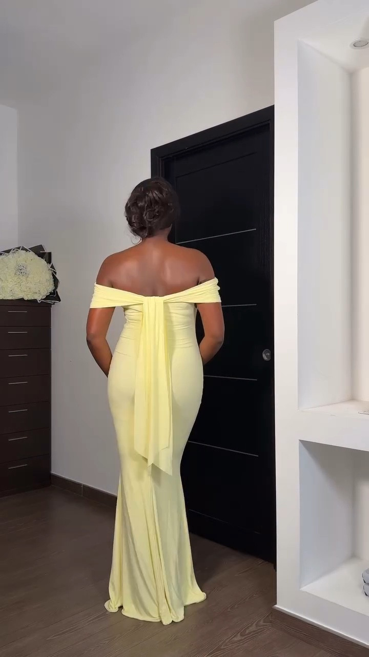 14 DAYS OF VALENTINE’S OUTFIT 
DAY|5 

Vous étiez nombreux a demander cette couleur 💛!! Ouii voici le look pour vous 

Vous valider le look ? #
#yellowdress #yellowdresses #stvalentinesday #outfitinspo