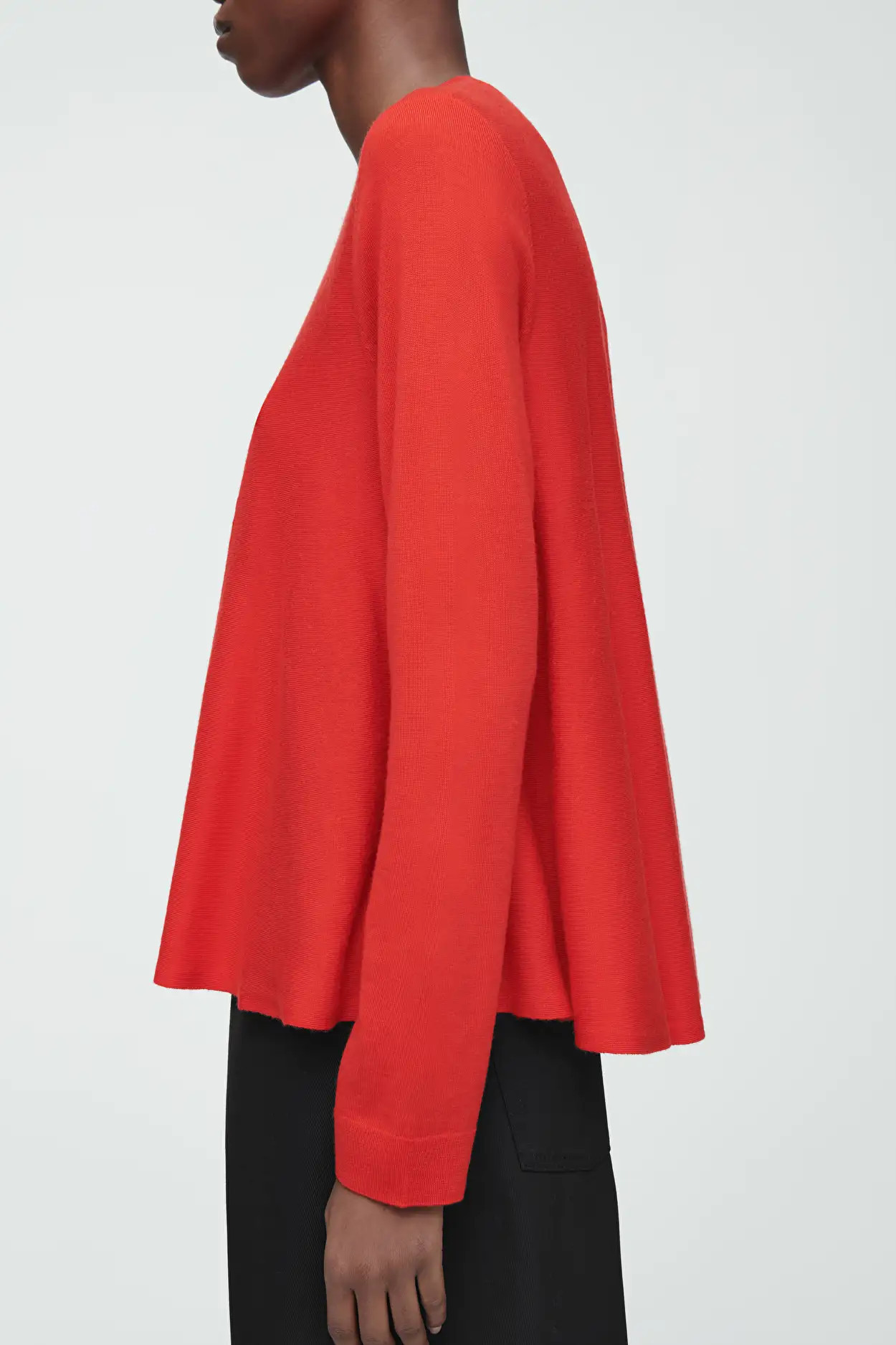 TRAPEZE MERINO WOOL SWEATER | COS (US)