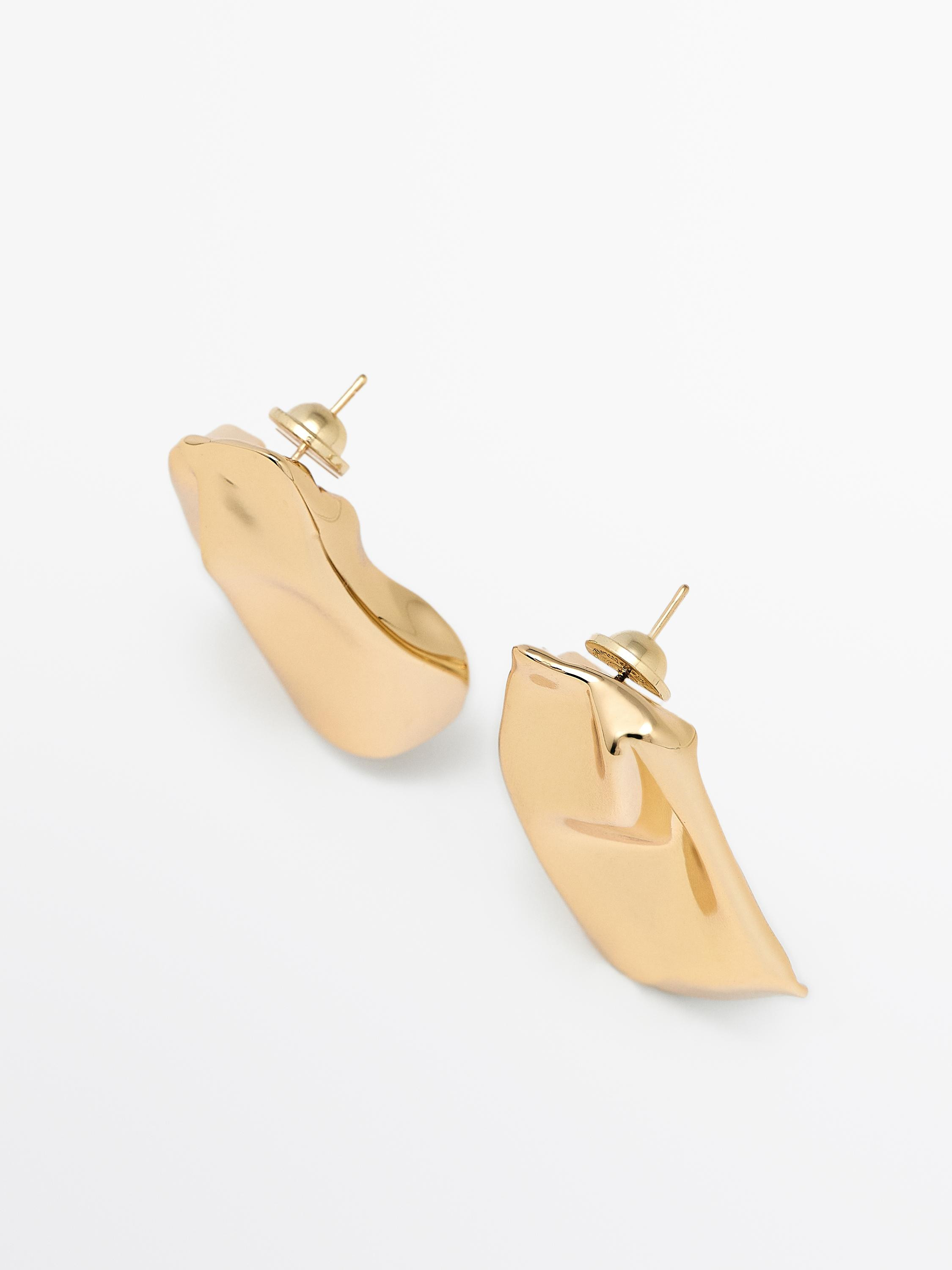 Orecchini medi con pieghe | Massimo Dutti IT