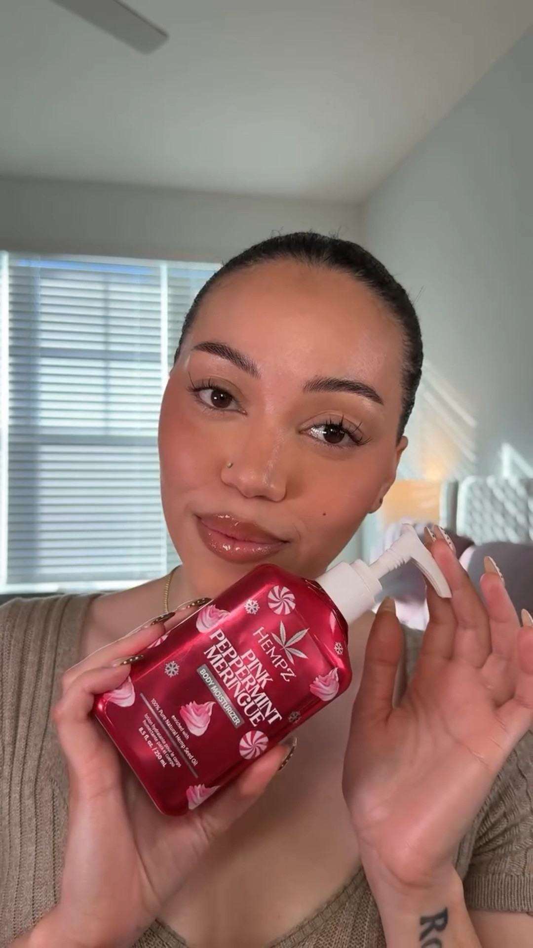 Smelling like the holidays today 🎄🤍
The Hempz Pink Peppermint Meringue Body Moisturizer smells like strawberries, peppermint, and soft marshmallow while leaving my skin deeply hydrated and never sticky.

This limited-edition body lotion is exclusively available at Walmart in the 8.5 oz size — perfect for holiday gifting, Christmas self-care, and winter skincare routines.

Would you keep this for yourself or gift it? 🎁👇🏽

@hempzofficial @walmart 

#ScentOfTheDay #HolidayBodyLotion #HempzPartner #WalmartFinds #ChristmasSkincare WinterSkincare BodyCareRoutine HolidayGifting MoisturizingLotion

#LTKGiftGuide #LTKgrwm #LTKHoliday