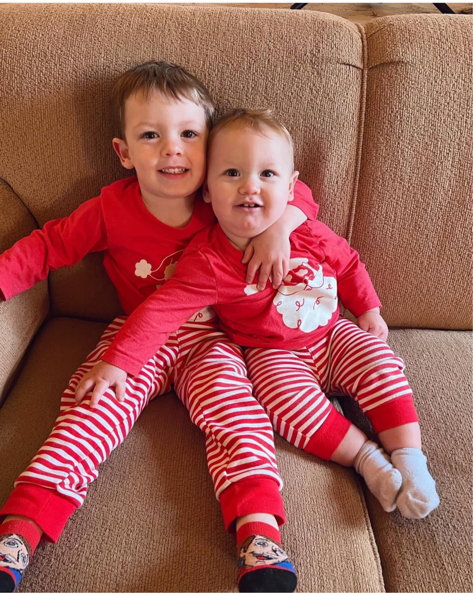 #brothers #toddlerlife #twoundertwo #twopeasinapod #babyfashion #toddlerfashion #boymom #babyboy #babyboys #babyboystyle #babyboyclothes #babyboyoutfit #toddlerstyle #toddlertwins  #brotherlylove #brotherlylove💙 
#matchingoutfits #matchingoutfit #matchingoutfits😍 #mommyandmecollection #matchyoutfit #matchyourbaby #twinsies #babyoutfits #babyoutfitoftheday  

#LTKFamily #LTKKids #LTKBaby