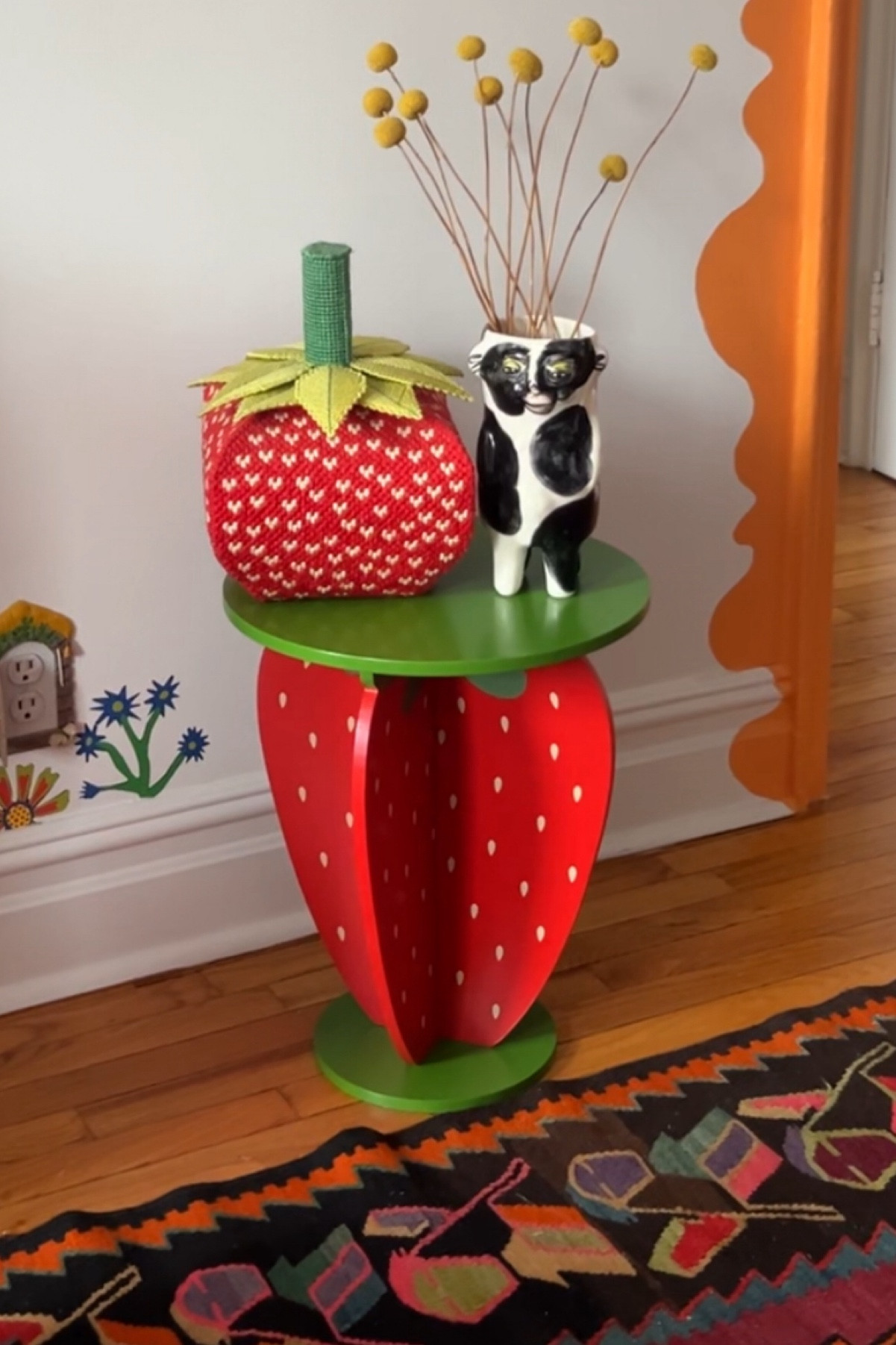 Strawberry Table

#LTKhome