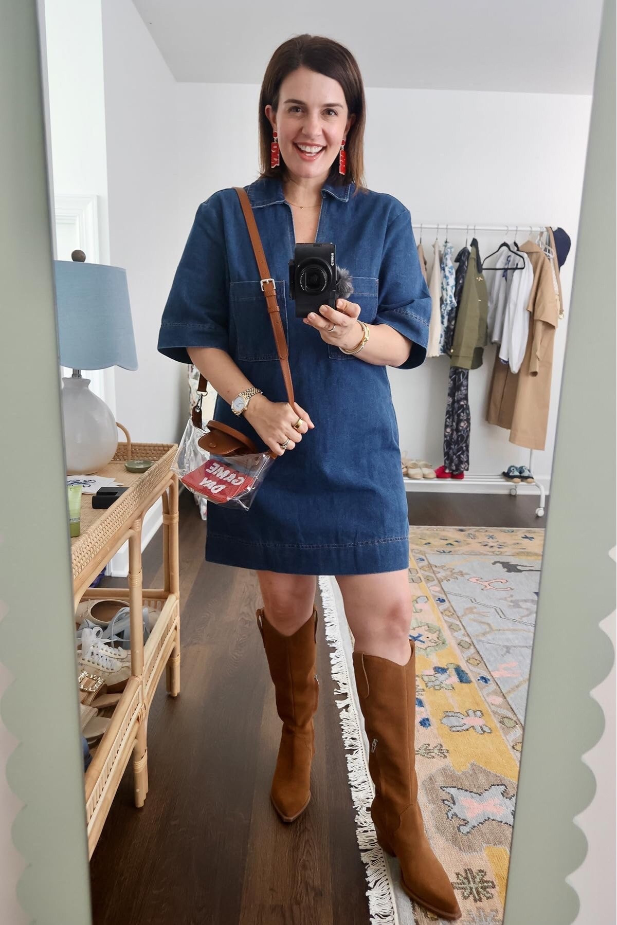 The perfect fall football game day outfit! 

#LTKFindsUnder50 #LTKFindsUnder100 #LTKStyleTip