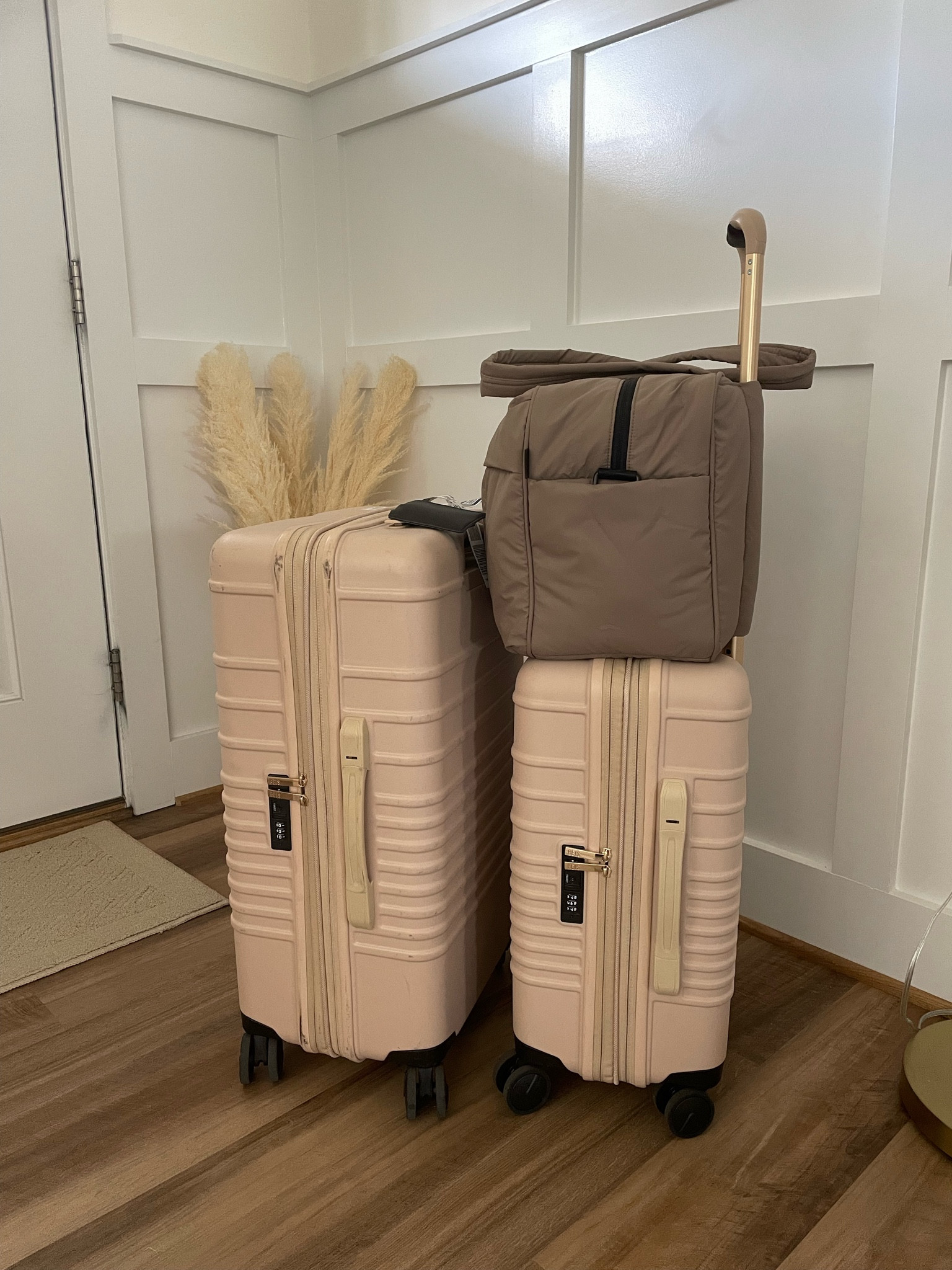 The best luggage 🤍 perfect for flying, whether you’re checking bags or just want a carry on, and so great for weekend road trips too! 

#LTKitbag #LTKtravel #LTKstyletip