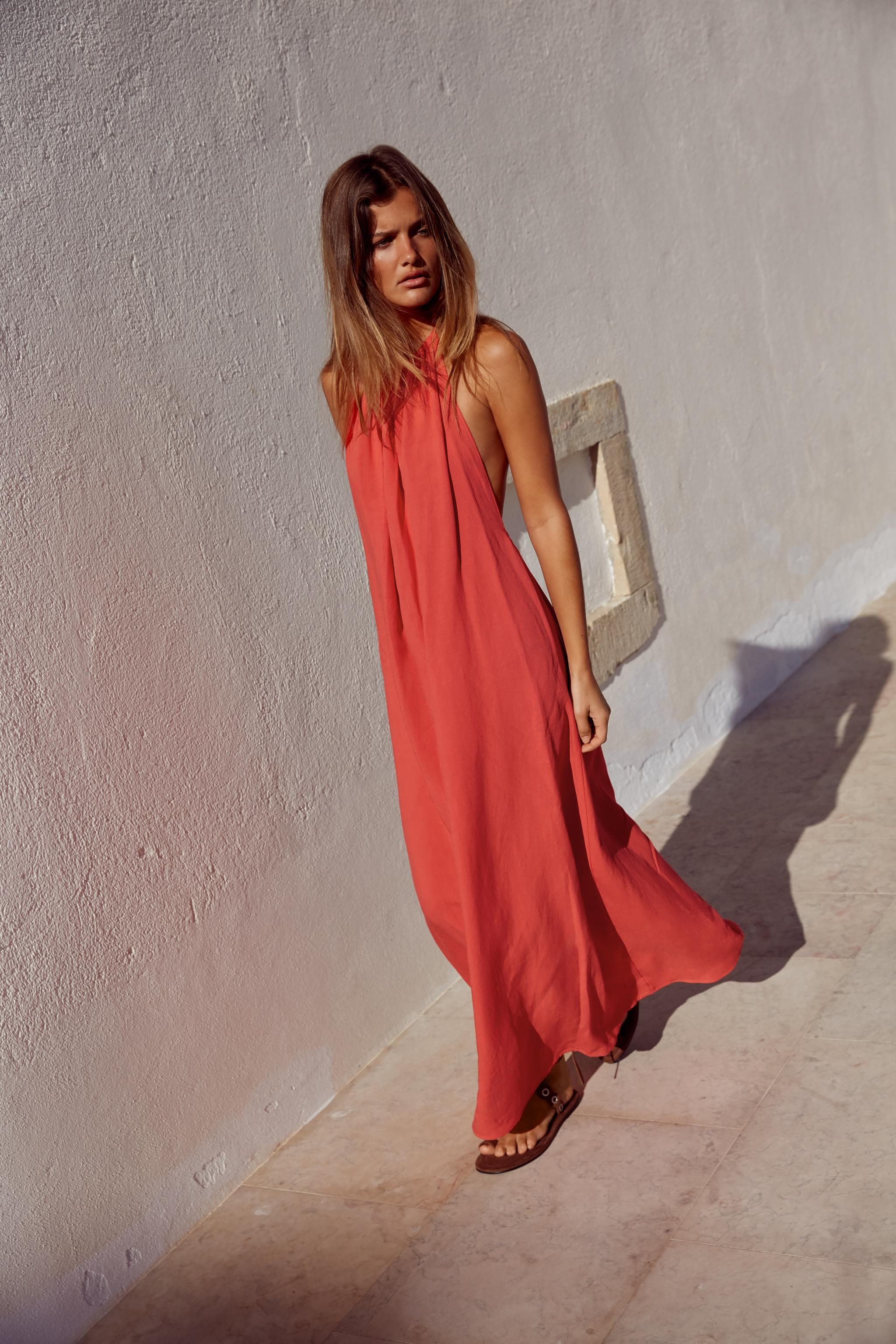 OPEN-BACK HALTER DRESS | Zara US