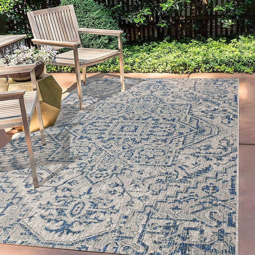 JONATHAN Y SMB105B-8 Estrella Bohemian Medallion Textured Weave Indoor/Outdoor Navy/Gray 8 ft. x ... | Amazon (US)