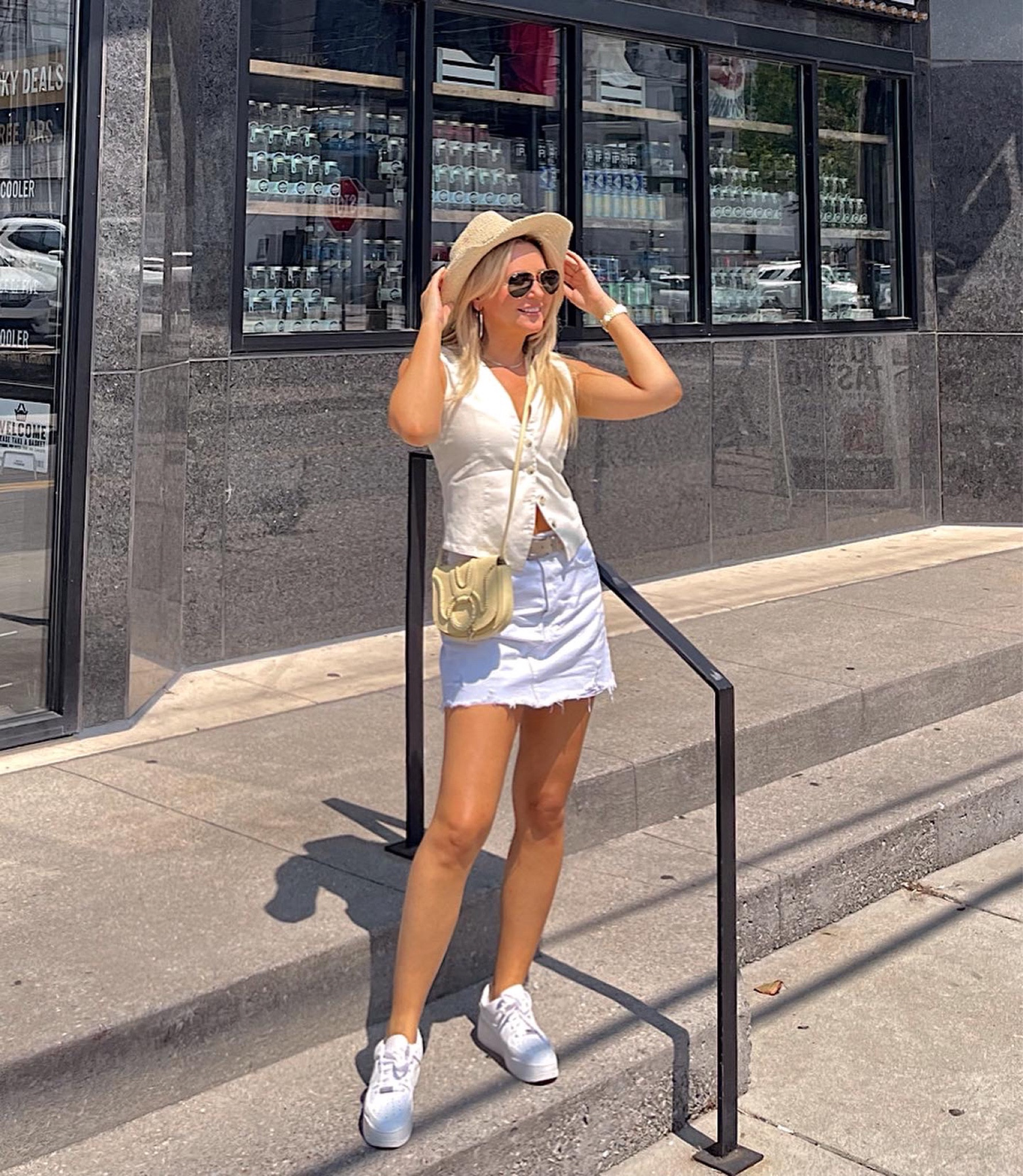 Nashville look 



#LTKSeasonal #LTKtravel #LTKstyletip