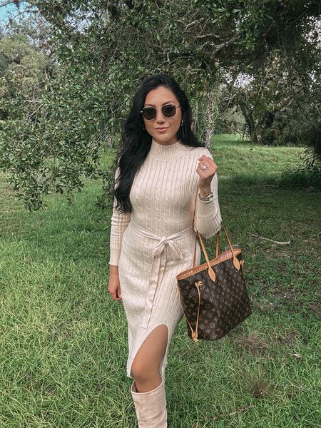The sweater dress you’ll want this fall! It’s bump friendly & a comfy fabric material 

Comes in a variety of colors & currently on sale! 

#LTKbump #LTKSale #LTKSeasonal