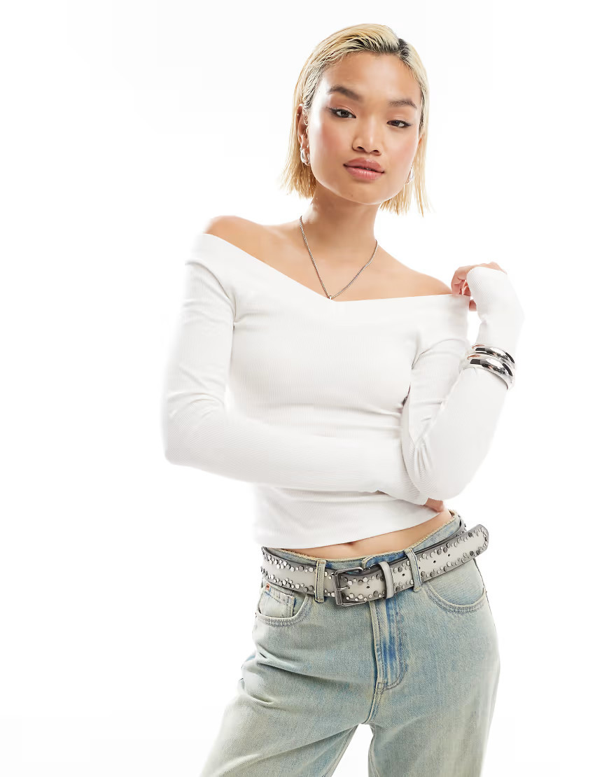 Glamorous v neck ribbed long sleeve top in white | ASOS (Global)