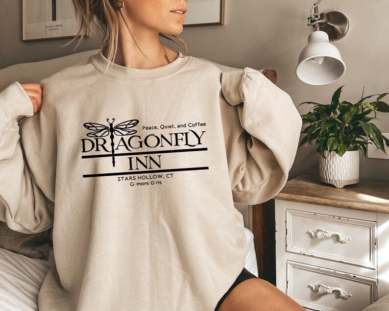 Dragonfly Inn Sweatshirt Stars Hollow Sweater - Etsy | Etsy (US)