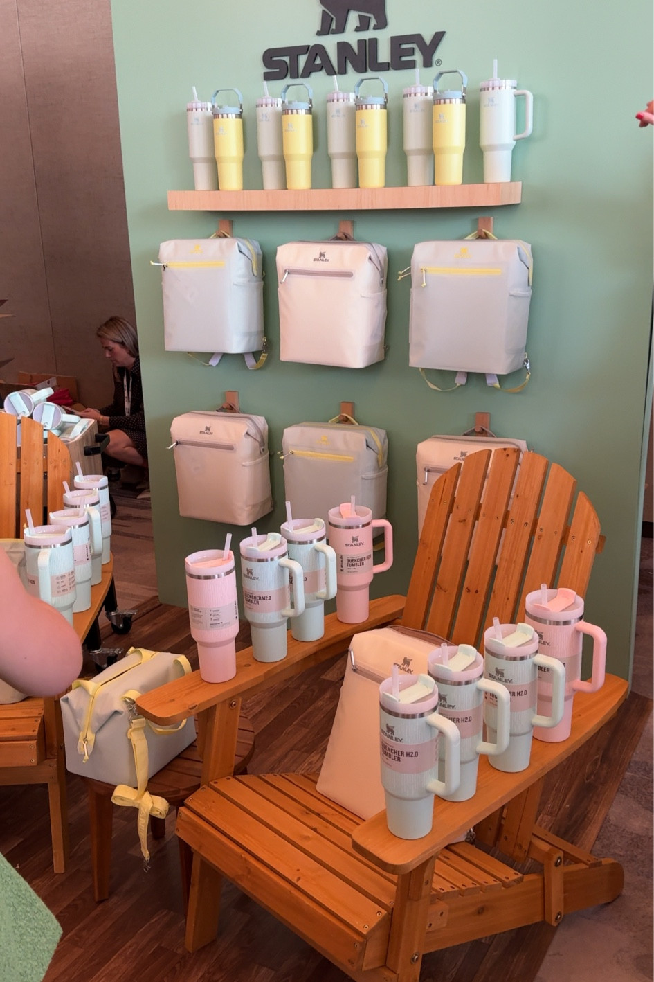 Had to stop by the Stanley booth 😍

#LTKCon #LTKFindsUnder100 #LTKHome