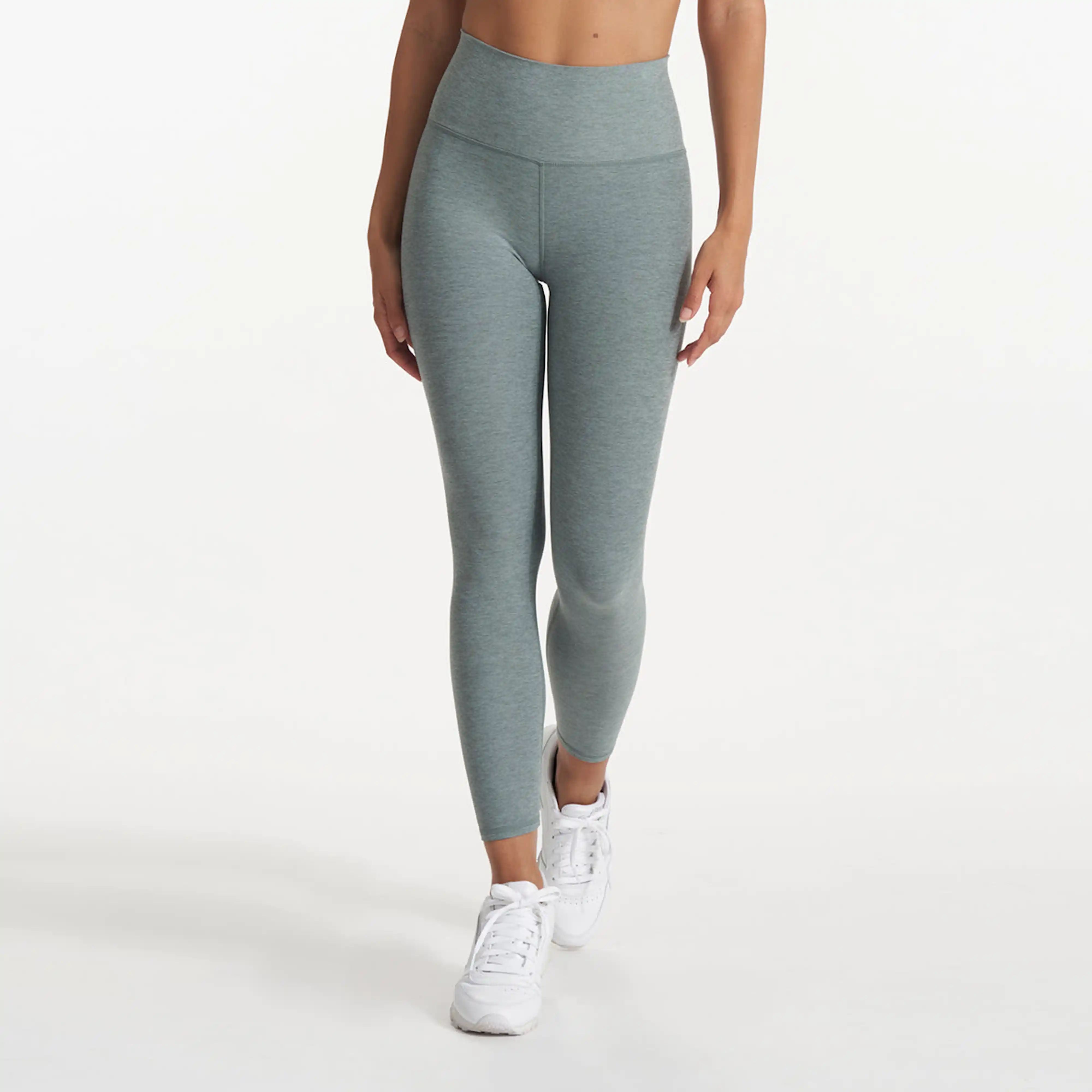 Clean Elevation Legging-Short | Vuori Clothing (US & Canada)