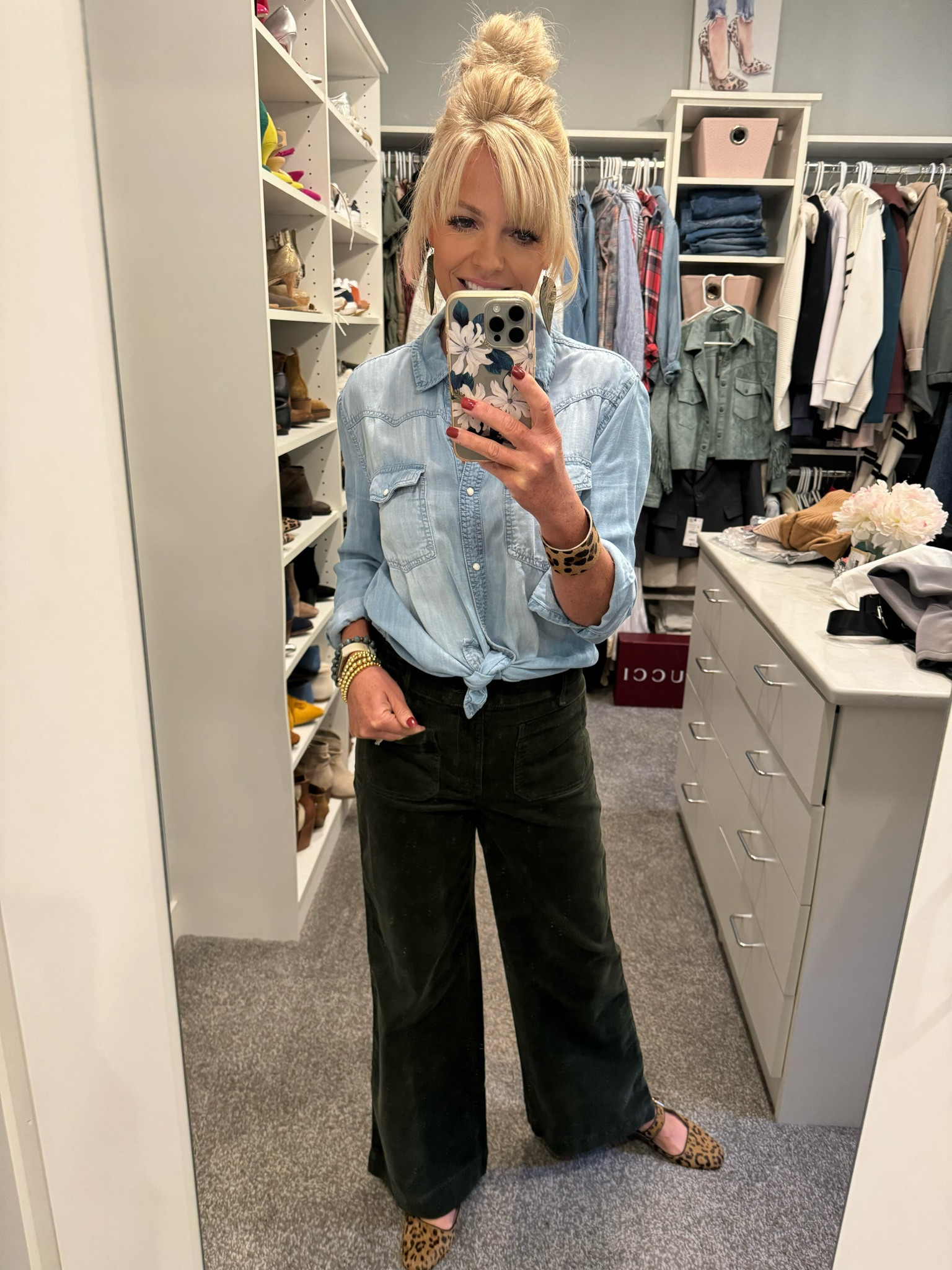 Cute Fall Outfit with the dark green cords and leopard flats 

#LTKSaleAlert #LTKFindsUnder50 #LTKShoeCrush