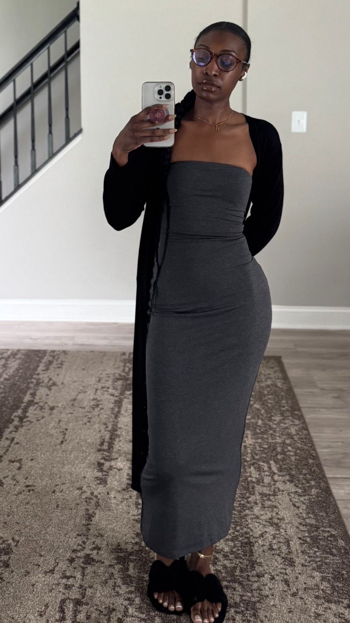 Weather is improving. Can’t wait to bring this number back out shortly. Aritzia isn’t cheap, but worth it.

#aritzia #straplessdress #casualfits



#LTKPetite