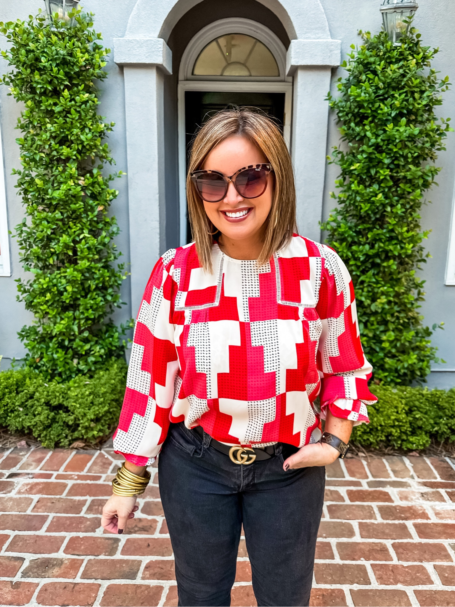 Top - true to size, medium 
Use code LAURA15 for 15% off 

Jeans - true to size 

Avara / Gucci belt / black jeans / game day outfit / fall outfit 


#LTKunder100 #LTKU #LTKcurves