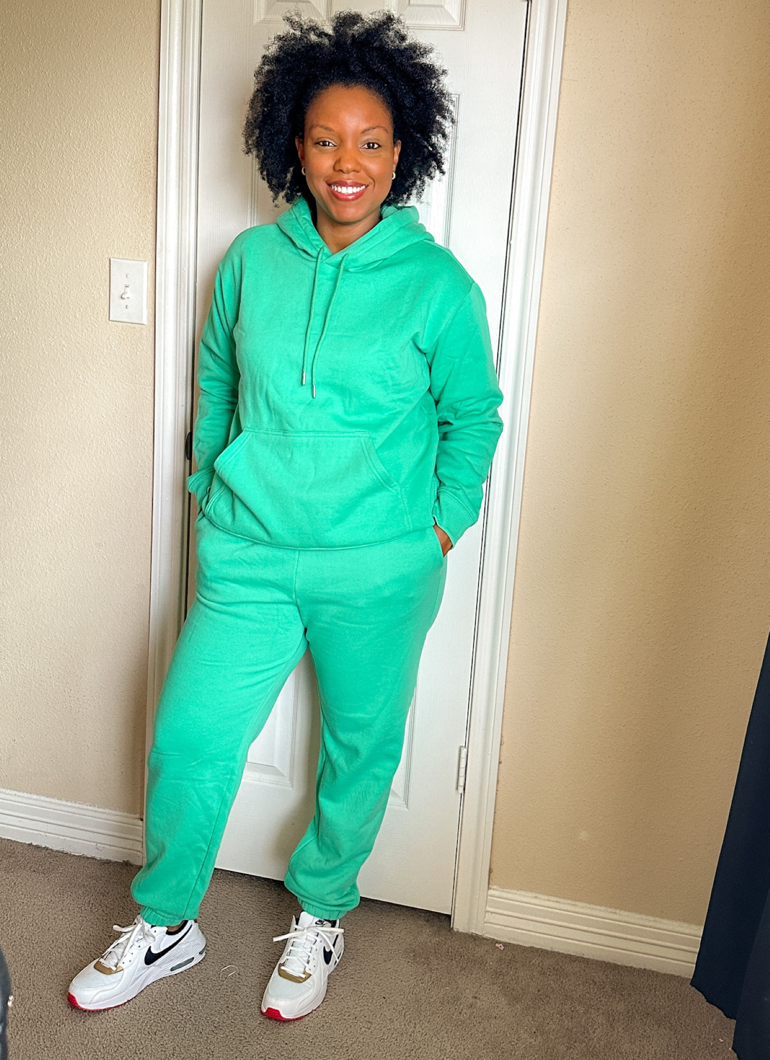 H&M joggers
Jogging Set
Hoodie
Sweatpants
H&M finds

#LTKfit #LTKunder50 #LTKFind
