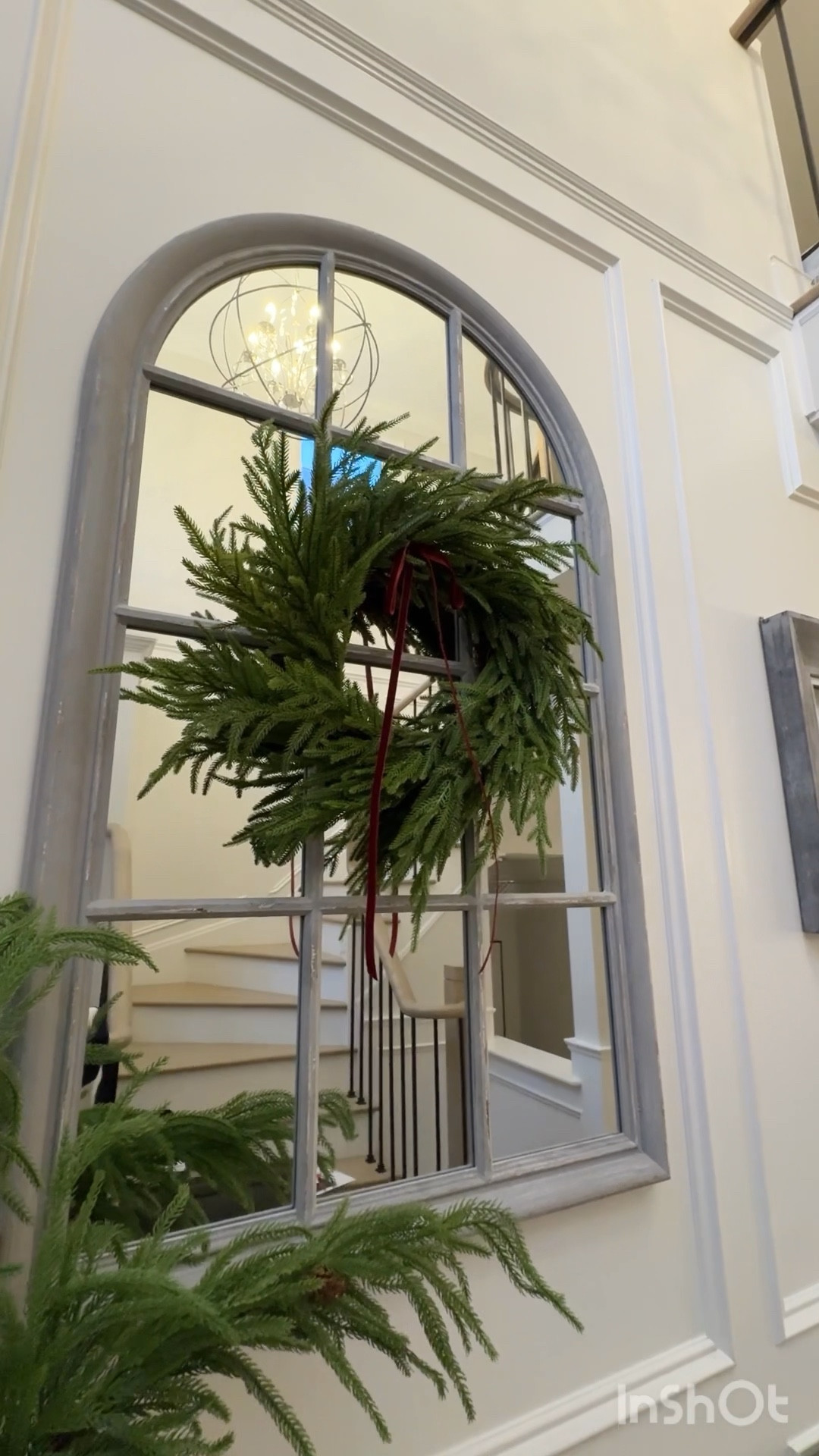 I love adding wreaths inside my home to give that simple but classic
holiday vibe. I also used command hooks everywhere. These hold amazing! 
Wearing a size small in the top. 
5’2” 120lbs

Holiday decor. Christmas decor. 

#LTKholiday #LTKhome #LTKcanada