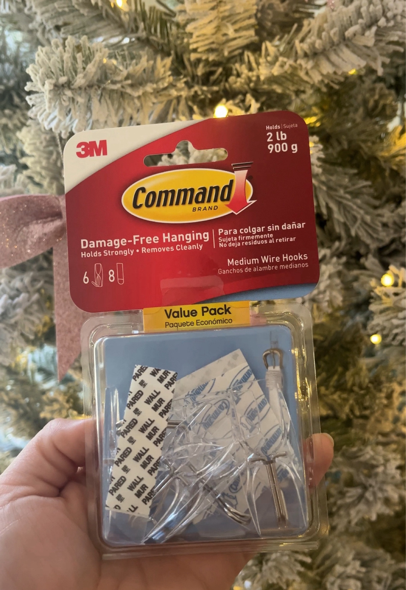 #Ad
I’ve partnered with @Target and @Command to show you how I use Command products to create a cozy and festive space—without damaging my walls! 🙌 From hanging stockings to displaying holiday wreaths, these Command hooks make decorating super easy and mess-free. 🏡✨

Check out all the amazing Command products available at Target (linked via @shop.ltk)! Shop the look and find everything you need for your holiday decor with just a click. 🛒🎯

#TargetPartner #Ad #Command #CommandDoNoHarm #liketkit liketk.it/xx #HolidayHome #TargetFinds #CommandProducts