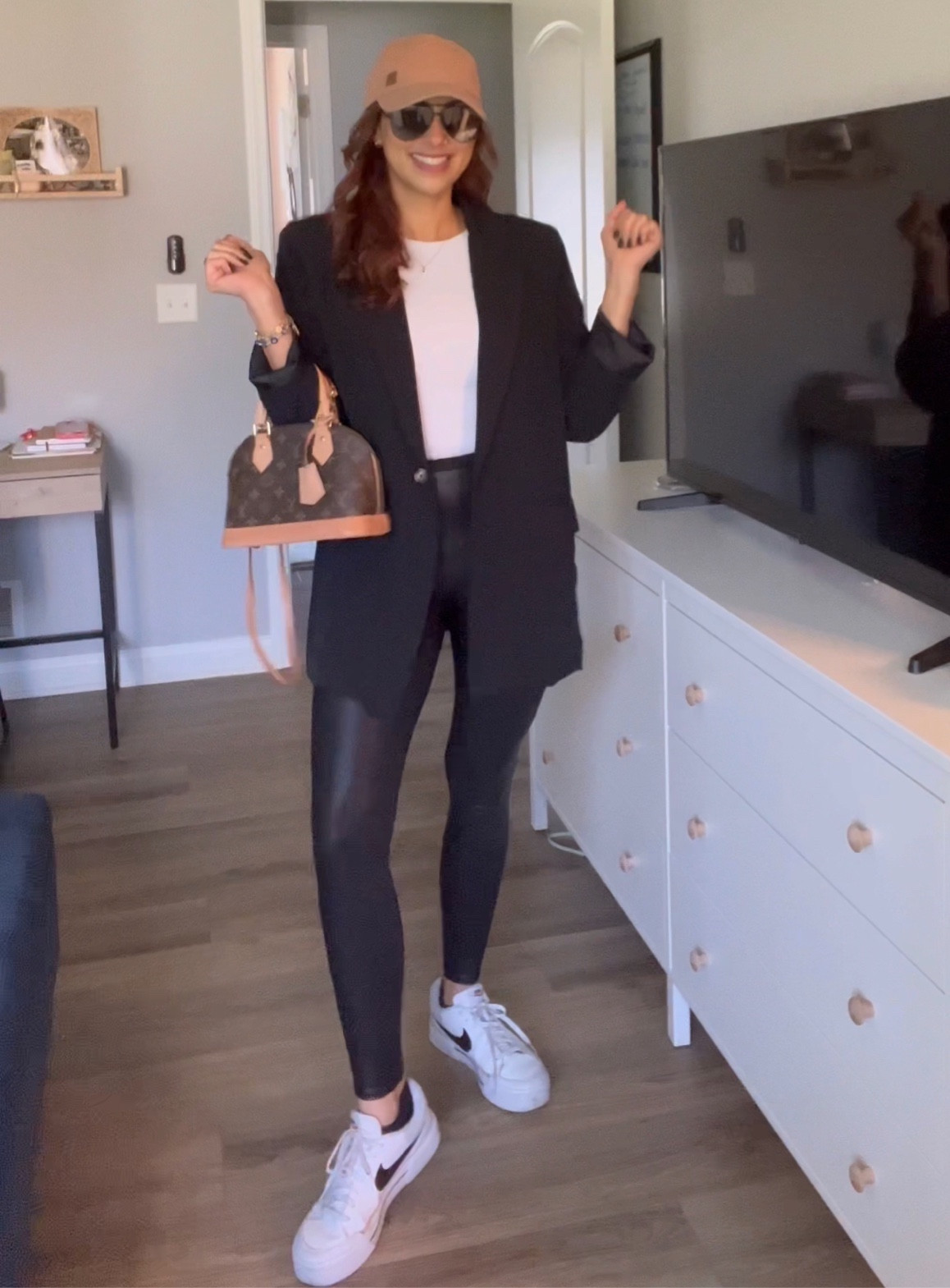 Casual style. Clean style. Neutral style  

#LTKstyletip #LTKmidsize #LTKworkwear
