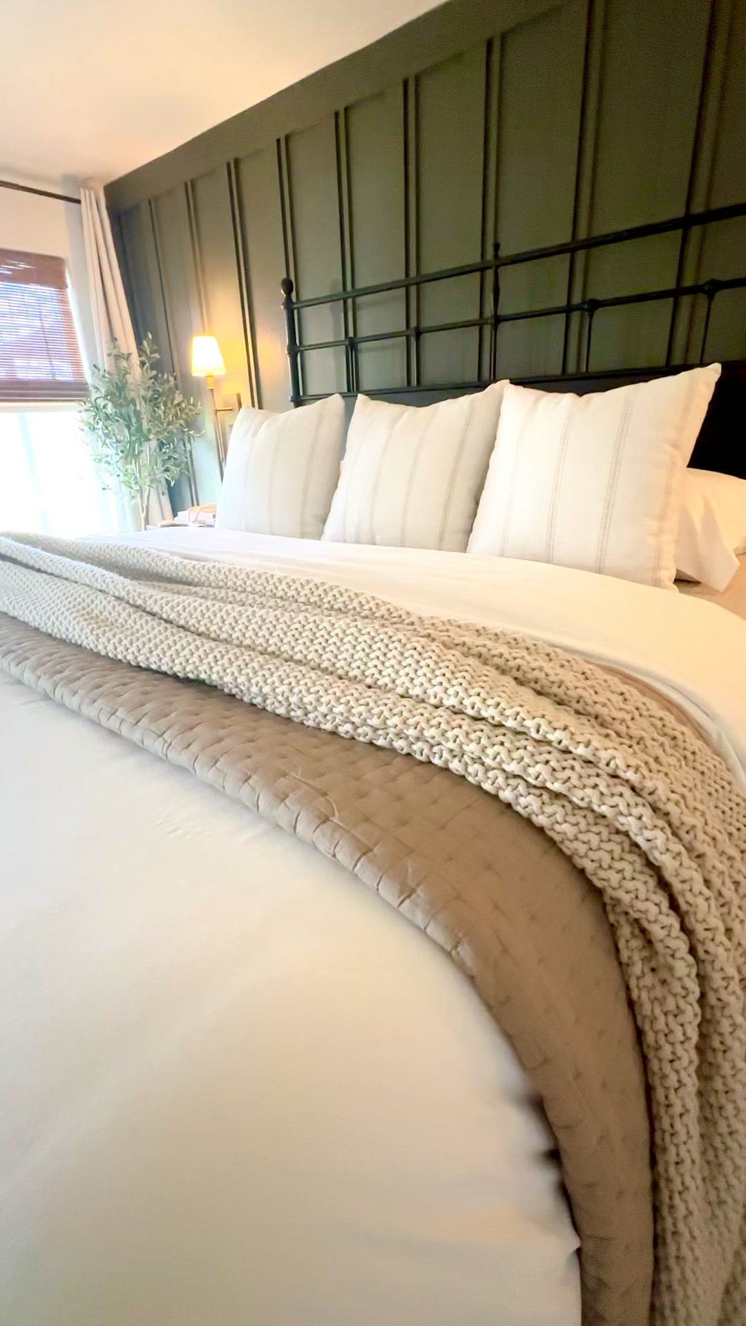 Cute neutral bedding!

White bedding, tan bedding, beige bedding, white zipper duvet, white striped pillow, decorative pillow, throw pillow, affordable olive tree, gold sconces, chunky knit blanket, home decor, neutral home decor, neutral bedroom decor

#founditonamazon 

#LTKSaleAlert #LTKFindsUnder100 #LTKHome