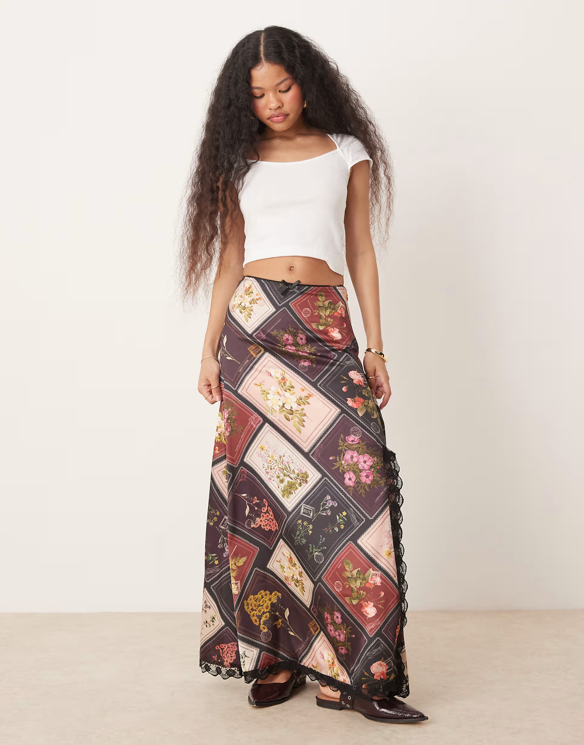 Miss Selfridge Petite maxi skirt in patchwork postcard print | ASOS | ASOS (Global)