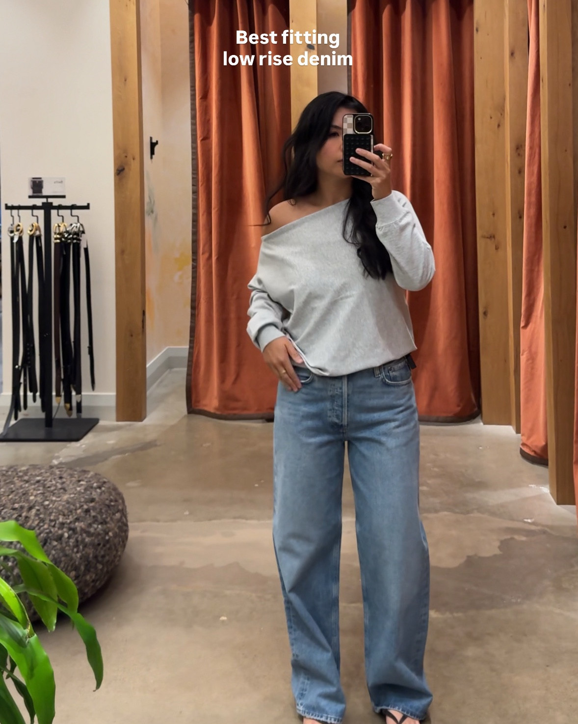 My new favourite Agolde denim! #denimaddict #agolde #aritzia #lowrisedenim #falloutfits #capsulewardrobe #fallessentials 

#LTKmodest #LTKcanada #LTKstyletip