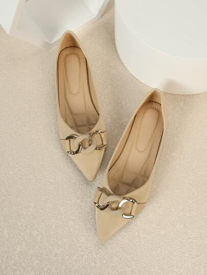 Chain Decor Point Toe Ballet Flats | SHEIN