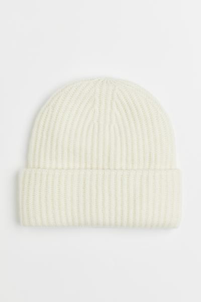 Rib-knit cashmere hat | H&M (UK, MY, IN, SG, PH, TW, HK)