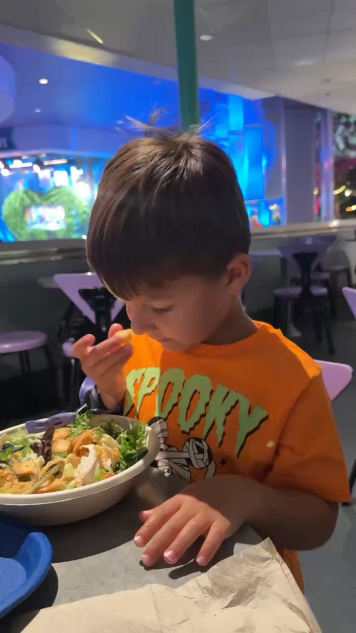 Jackson loves salad 🤣

Disney, Disney kids, Disney travel, Disney outfits, Disney trip, kids Disney outfits, boy mom, grace white

#LTKKids #LTKmomlife #LTKTravel