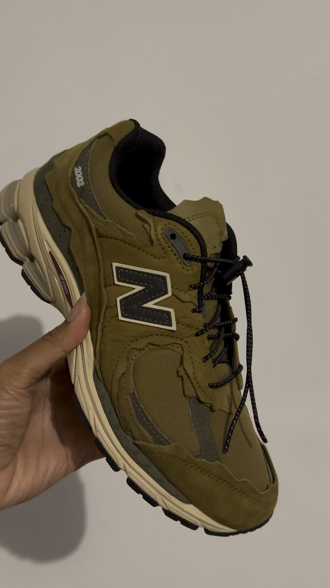 New Balances are IN! Comfortable army green to go with any fit  

#LTKStyleTip