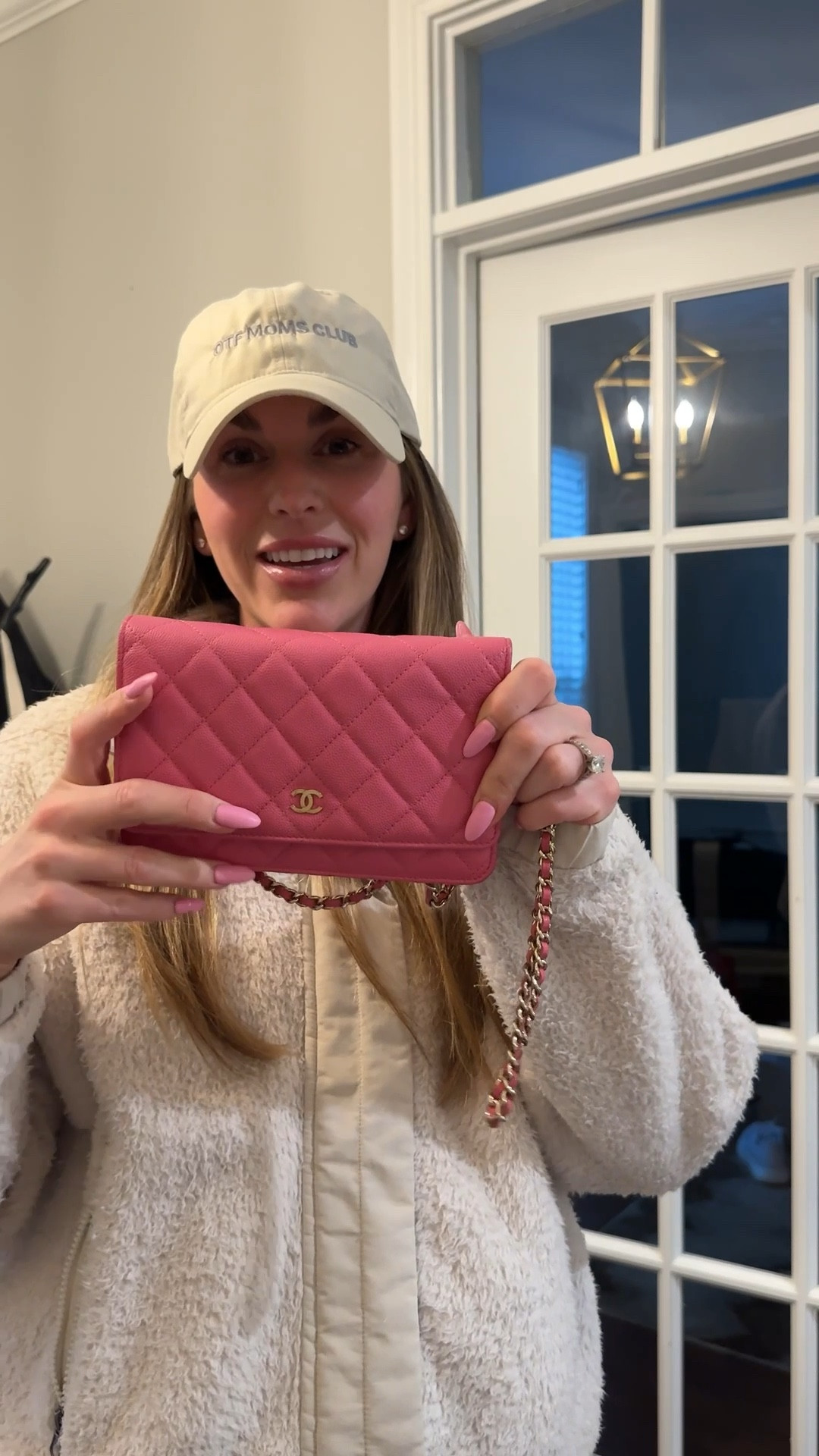 I just got my first Vivrelle order!! If you haven’t heard of them before, it’s a monthly membership where you can borrow designer bags and accessories and swap them when you want. I got this pink chanel and it is beautiful!! You can Use code STEPHANIEWHITEHEAD for your first month free! 

@Vivrelle 

#ad

#LTKdayinmylife #LTKootd #LTKmomlife