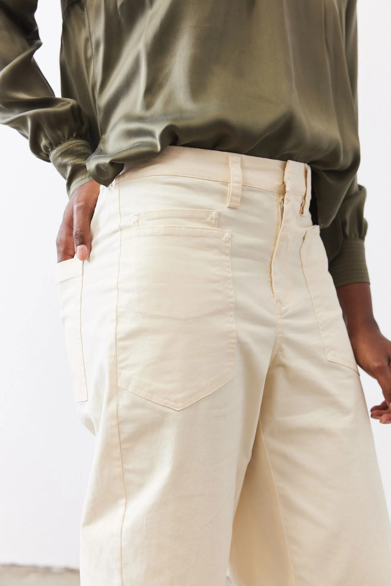 The Slouchy Soft Twill Pants | Ruti