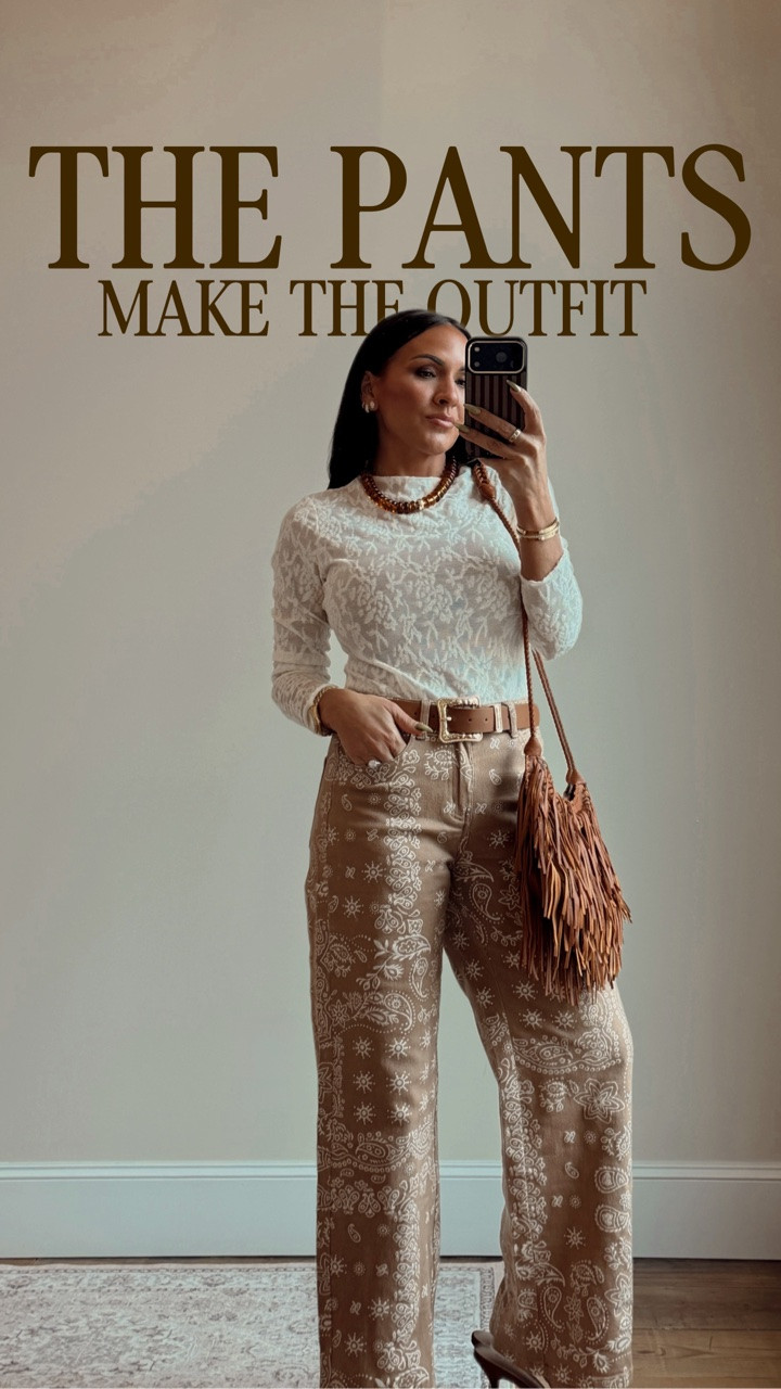 These pants basically styled the outfit for me 🤎

The print, the fit, the warm brown for fall… SO good. Added a fitted lace top + all the brown accessories and now apparently I need somewhere to go 😂