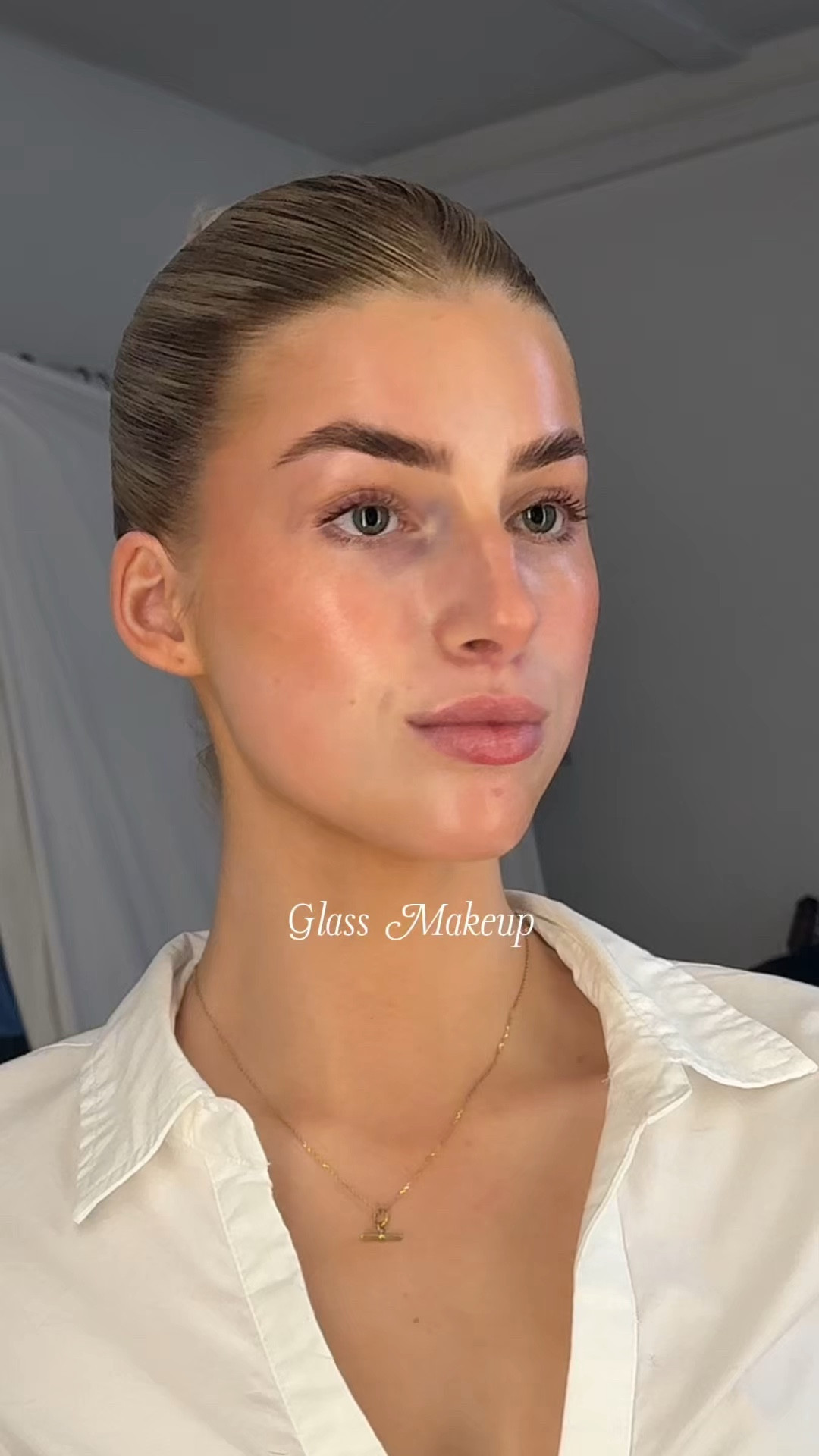 Glass skin is always my favourite way to do makeup ✨

#glassskin#glassmakeup#everydaymakeup#bearlytheremakeup#clearskin 